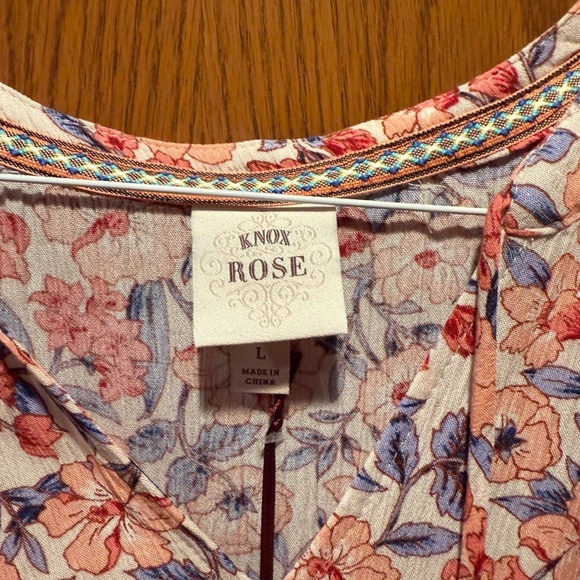 Knox Rose Floral Print Dress with Ruffle Sleeves - Picture 7 of 8